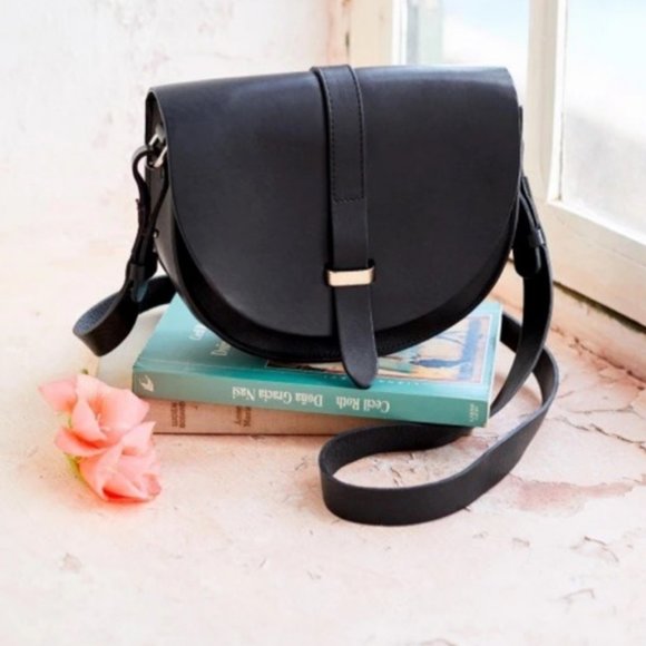 Sezane Handbags - Sezane Claude Crossbody Bag in Black